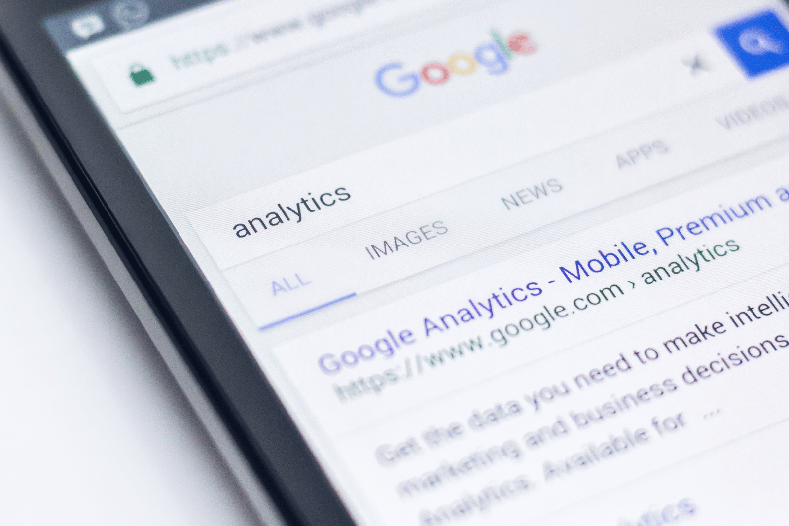 Google image on iPad illustrating how SEO and SEM work together